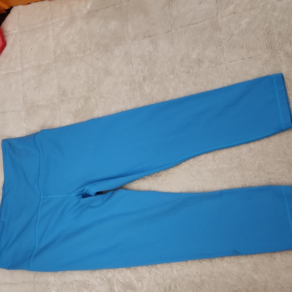 Athleta Ultra High Rise Elation Capri Legging